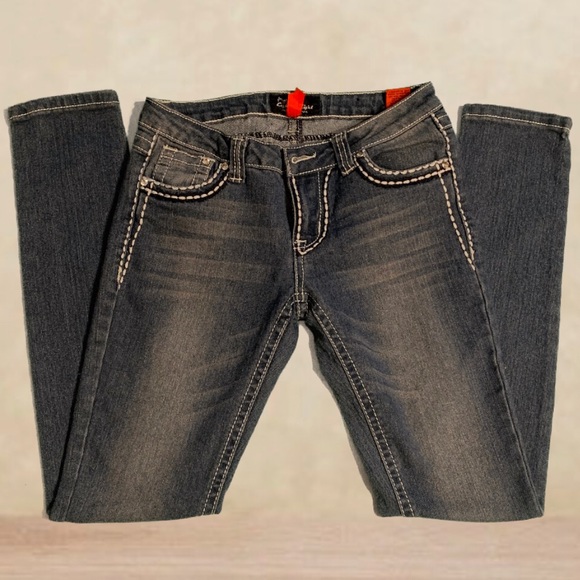 Eighty Eight Perfect Jeans - Picture 1 of 8